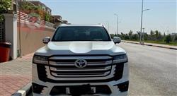 تۆیۆتا لاند کروزەر